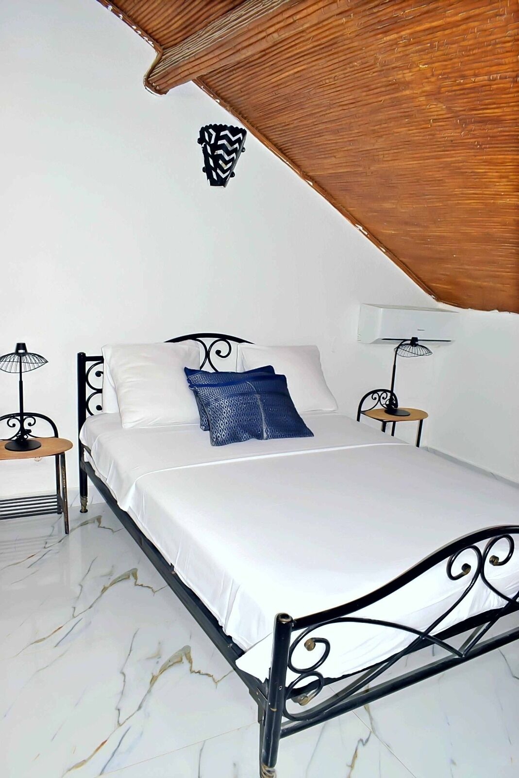 2 quartos, ferros/tábuas de passar roupa, Wi-Fi, roupa de cama