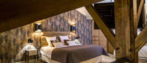 2 bedrooms, in-room safe, WiFi, bed sheets