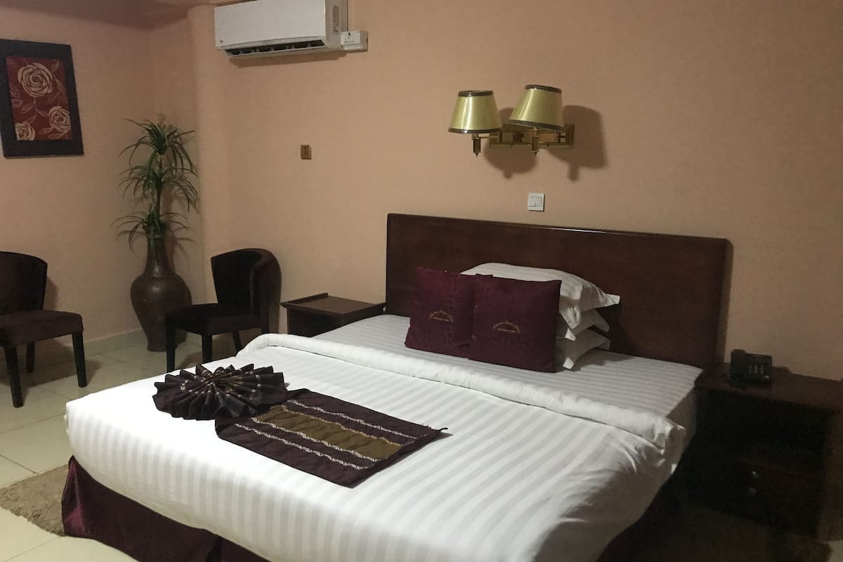 In-room safe, free cots/infant beds, rollaway beds, free WiFi