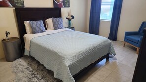 2 chambres, fer et planche à repasser, Wi-Fi, draps fournis