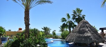 STUNNING PREMIUM PENTHOUSE at Bella Sirena has PANORAMIC VIEWS. 4B/4.5B-12 ppl