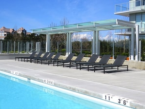 Piscine extérieure, piscine chauffée