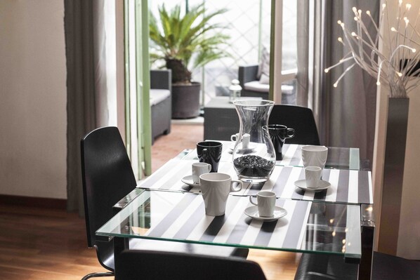 apartman, 1 hálószobával (Torino II) | Nappalirész | Síkképernyős tévé