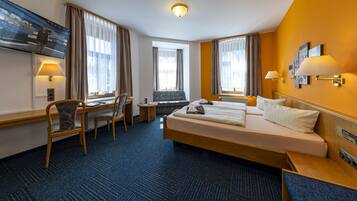 Literie hypoallergénique, coffres-forts dans les chambres, bureau