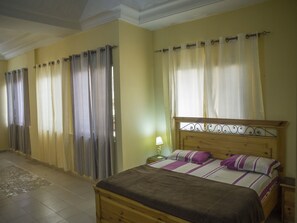 Studio, 1 Queen Bed | Individually decorated, iron/ironing board, rollaway beds, free WiFi - Résidence Naticia (Dakar)