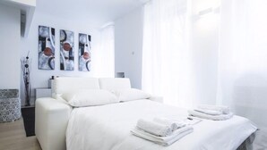 Apartment, 1 Bedroom | 1 bedroom, desk, iron/ironing board, cots/infant beds - Hemeras Boutique House Aparthotel Duomo 7 (Milan)