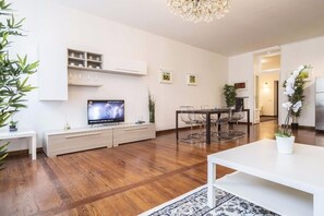 Apartment, 1 Schlafzimmer | Fernseher