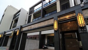 미분류 이미지, 4/47장, 버튼