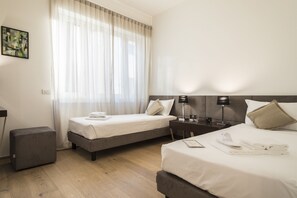 Apartment, 2 Bedrooms | 2 bedrooms, in-room safe, individually furnished, desk