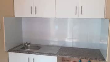 Family Room, Private Bathroom (3) | Blackout drapes, iron/ironing board, free WiFi, bed sheets