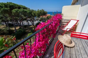 Exterior - Hôtel Almanarre Plage (Hyères)