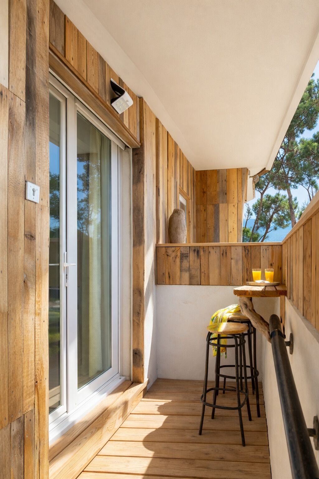 Chambre Double Supérieure, Balcon Rez de Chaussée ou Étage, Vue Mer (bois flotté) | Décoration personnalisée, bureau, chambres insonorisées, Wi-Fi gratuit