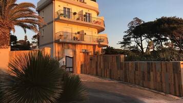 Front of property - evening/night