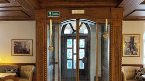 Unclassified image, 2 of 55, button - Kaiserkrone Chalet & Spa (Dimaro Folgarida)