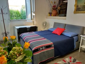 Classic Apartment, Multiple Beds | Laptop workspace, blackout drapes, free WiFi, bed sheets - Villa Laila (Lodi)