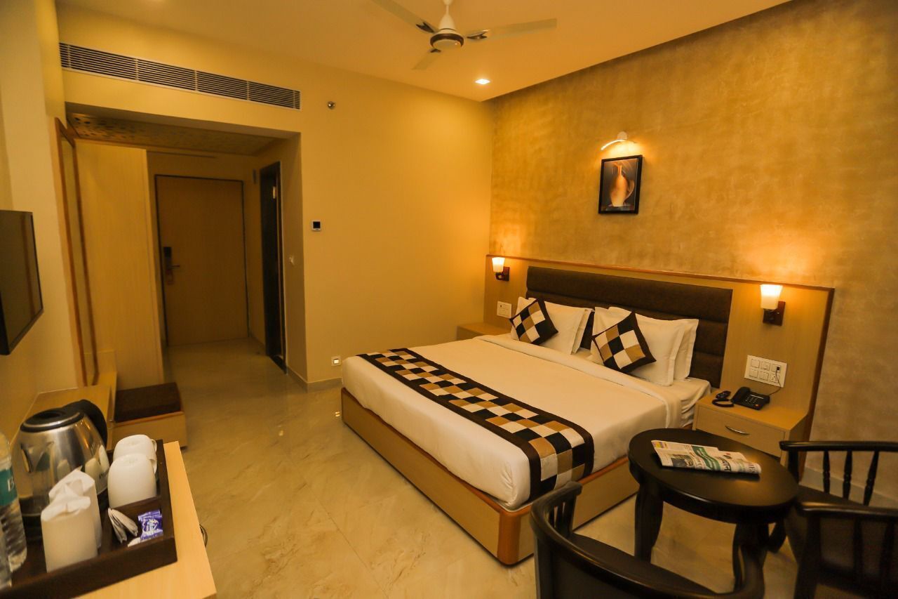 Colchones con efecto memoria y caja de seguridad en la habitación 