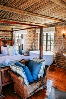 Royal House, 6 Bedrooms, Oceanfront | 6 bedrooms, in-room safe, individually decorated, individually furnished