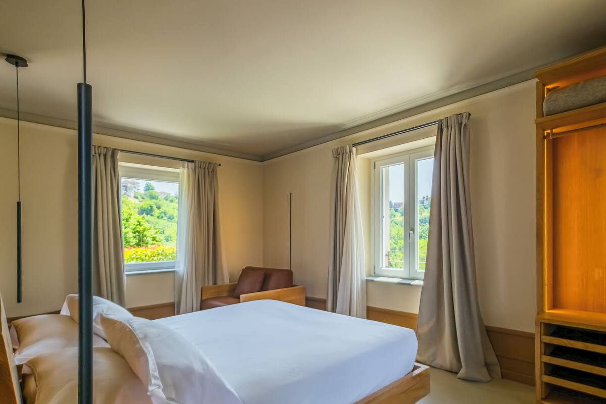Literie de qualité supérieure, couette en duvet d'oie