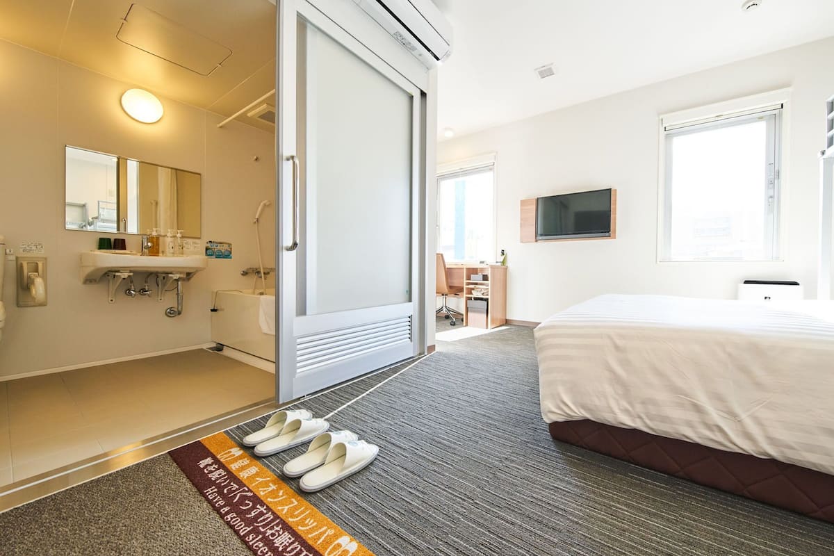 superior room, non smoking | 1 bedroom, desk, soundproofing, free wifi