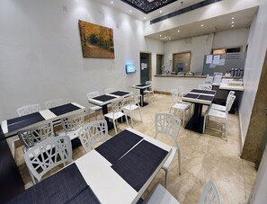 Daily buffet breakfast (INR 349 per person)