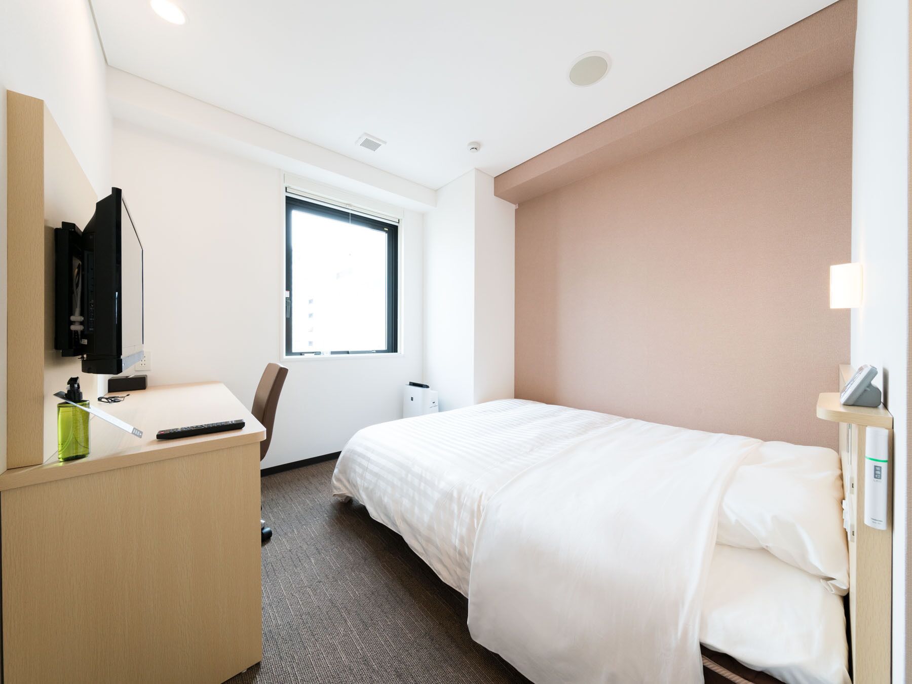 standard room | 1 bedroom, desk, soundproofing, free wifi