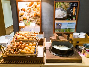 Breakfast buffet - Super Hotel Tokyo Kinshicho Ekimae (Tokyo)