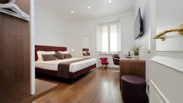 Superior Room | In-room safe, individually decorated, individually furnished