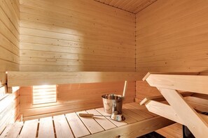 Appartement Deluxe, sauna, vue ville | Ăquipements de salle de bain