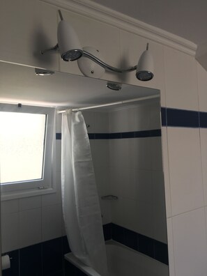 Bathroom - Central Luxury Apartment (Heraklion)