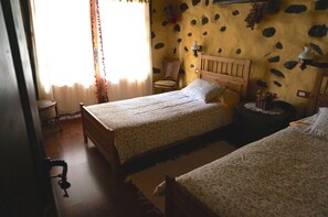 Casa, 2 camere da letto, patio | 2 camere, culle/letti per bambini (gratuiti), Wi-Fi gratuito, lenzuola