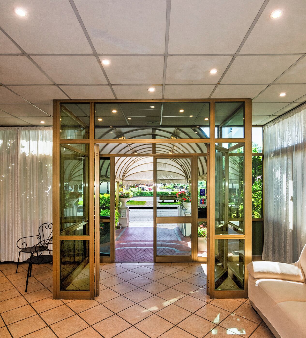 Hall
