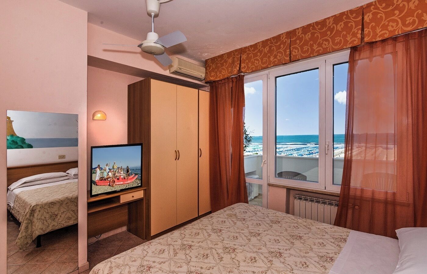 Doppel- oder Zweibettzimmer, Meerblick