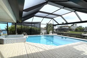 House (1530 SW 49th Ter) | Exterior