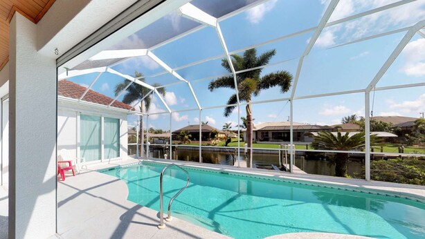 Unclassified image, 1 of 25, button - 2540 SW 30th St (Cape Coral)