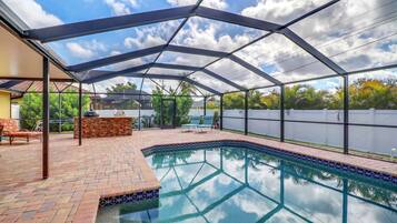 House (1506 SW 38th Street) | Pool