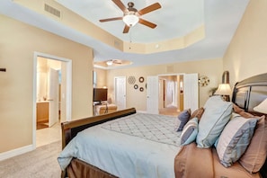 Condo, varias camas (9800 Quinta Artesa Way #105) | 3 habitaciones, tabla de planchar con plancha y wifi gratis