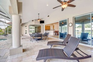 House (833 Monticello Ct) | Balcony