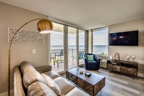 TV - Beautiful Beachfront Condo w/ Great Views! Estero Beach & Tennis Club #605A (Fort Myers Beach)