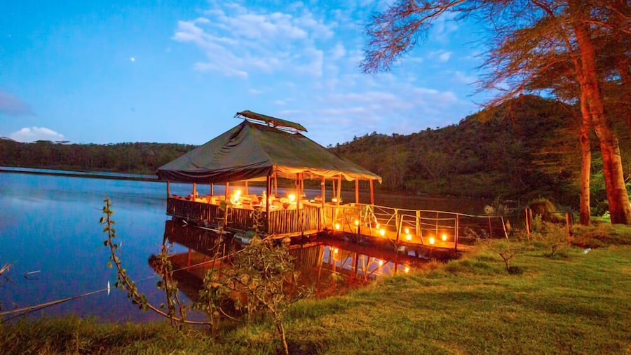 Crater Lake Tented Camp & Game Sanctuary