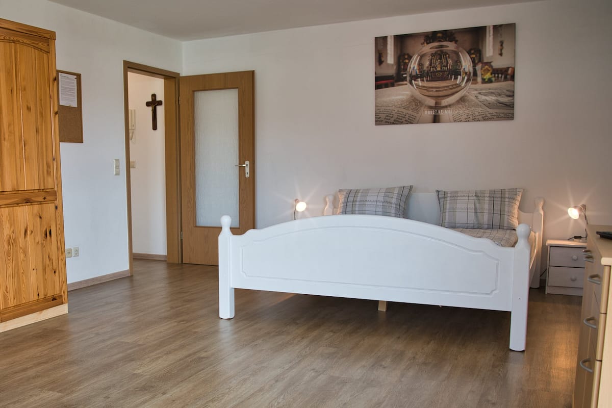 Basic Apartment, Multiple Beds | Free WiFi, bed sheets