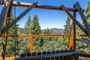 Property grounds - Lakeviews, Game Room, Hot Tub, BBQ (Big Bear)