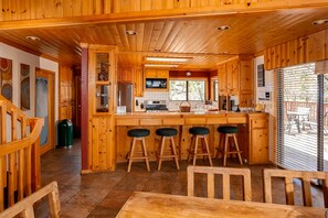 Breakfast bar for extra seating