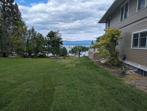 Property grounds - Beautiful Historic Home on Flathead Lake (Lakeside)