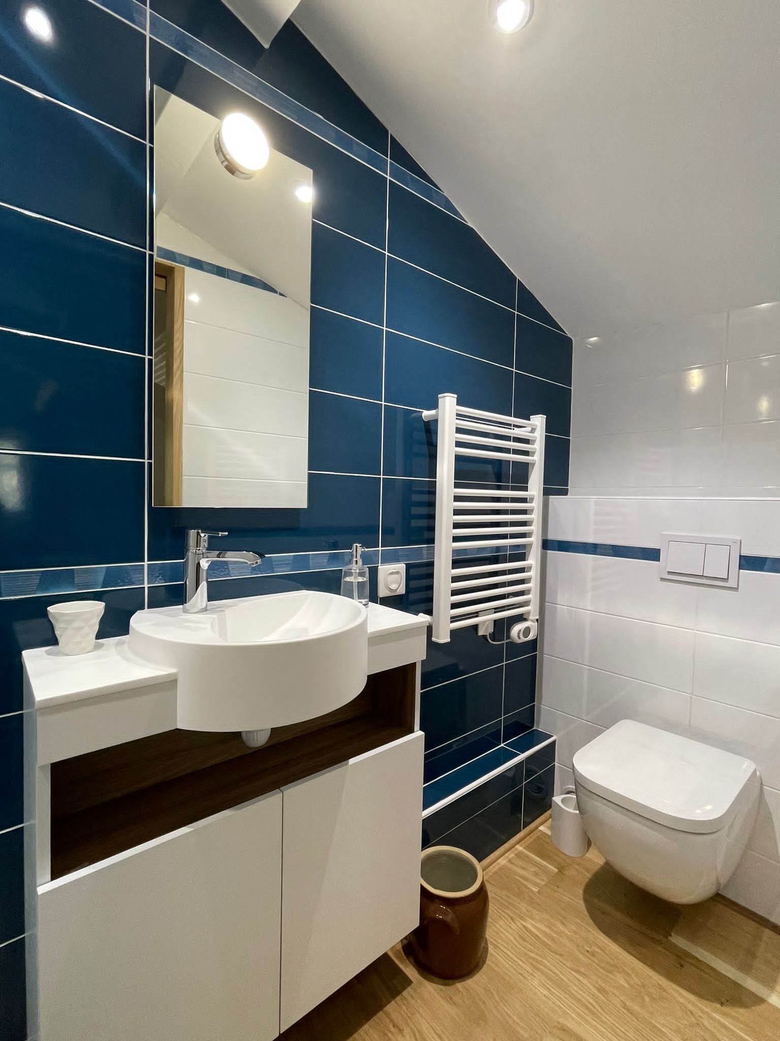 Departamento de lujo | Ropa de cama de alta calidad, cortinas blackout y insonorización 