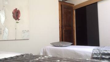 Deep-tissue massages, Swedish massages, sports massages, massages