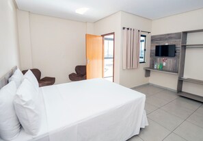 Premium Room, 1 Queen Bed | Minibar, free WiFi, bed sheets - Hotel Vale Da Serra (Parauapebas)