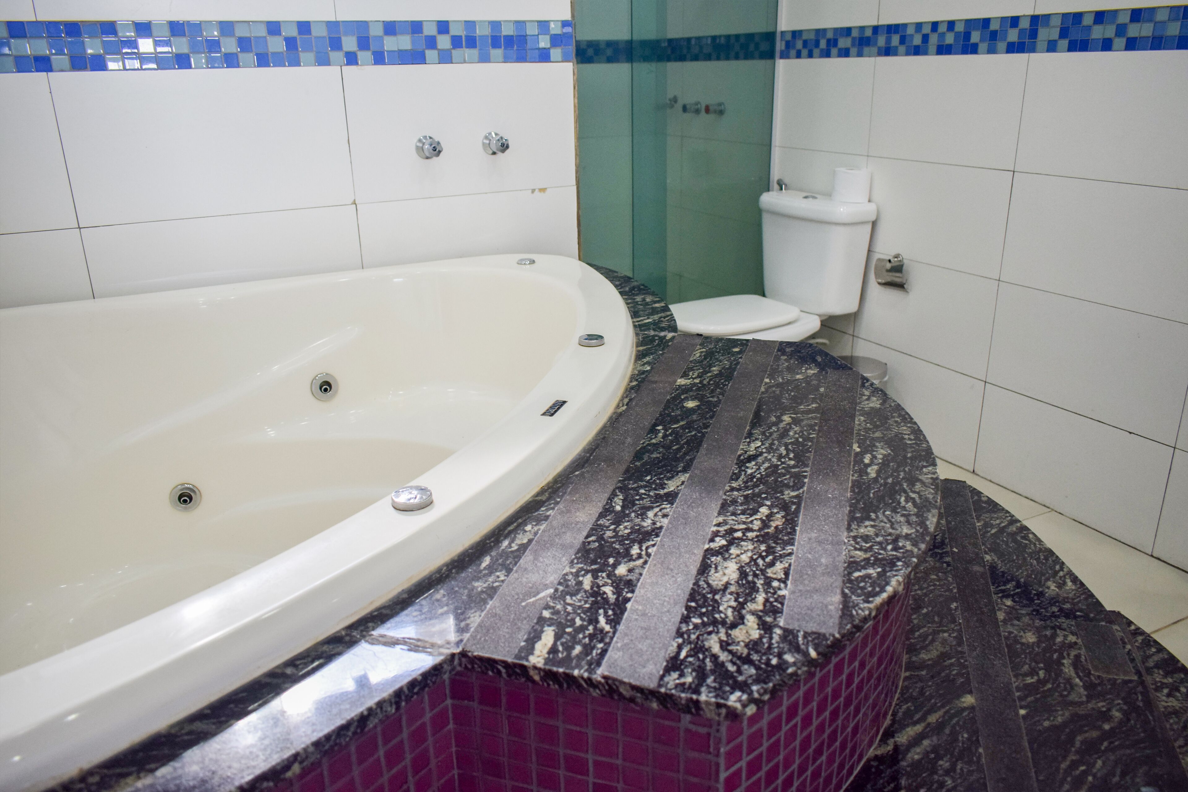 1 bedroom, minibar, free wifi, bed sheets