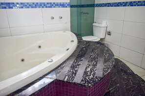 Minibar, free WiFi, bed sheets - Hotel Vale Da Serra (Parauapebas)
