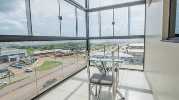 Habitación Premium, 1 cama Queen size | Minibar, wifi gratis y ropa de cama