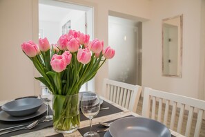 Appartement, 1 chambre | Décoration personnalisée, ameublement personnalisé, bureau